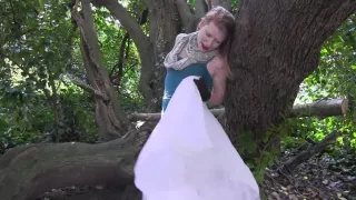 Madison Young - A Milf Masturbates Her Pussy Open