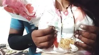 New Indian beautiful wife fuck tonight sexy saree and full blowjob