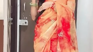 Barefoot in Florida and then fucked with horny cumshot