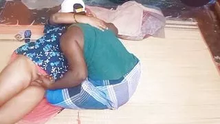 Indian stepmom stepson morning time fingering