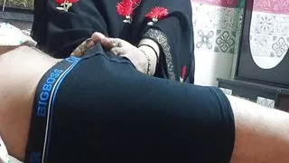 Priya bhabhi ka full Desi footjob video cumshot on leg