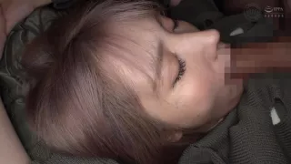 際どい服で男を寄せ付けるヤリ手巨乳女もか