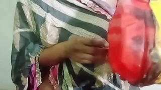 Arab mom wants big dick Muslim Auntie Play With Toy's Big tits Boob's