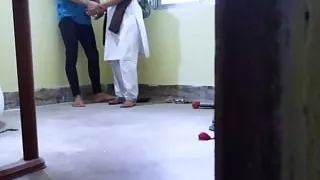 College student and teacher ne college ki store room me bindass chudai karte time kisine video bana di