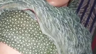 Brother-in-law kissed Bhabhi's cheeks and lips and fucked her and kept fucking her until Bhabhi squirted