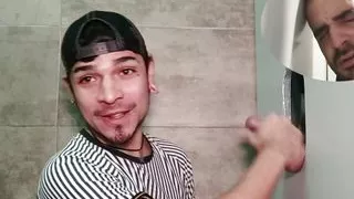 You give me your cum, I give you my cum!!! Super gloryhole by Leo Bulgari & Xisco