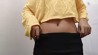 Teen Girlfriend Asks Him To Record Her Big Juicy Pussy