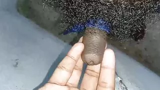 Kamasutra naked locked in a room