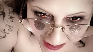 Does Anybody Hear Her and Does Abybody See Her Scream N Squirt Out Pee