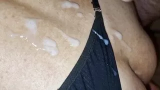 Gives in her mouth and ass to fuck herself to cum!