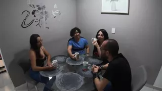 Mis Compadres Nos Interrumpen Empezando A Coger Y No Nos Quedamos Con Las Ganas Cogimos Los Cuatro