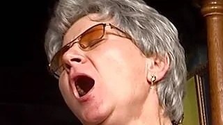 Screaming Granny! She moans so loud while fucking