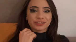 Grosse faciale sur une belle anglaise