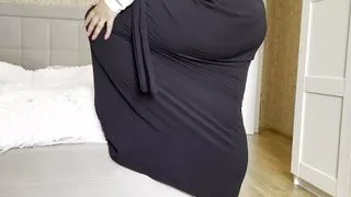 My friend's Arab stepmom really wanted my dick and I inserted it into her tight wet Arab pussy