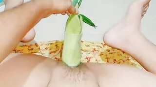 Big popcorn put in Big pussy hole hard fuck