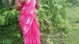 First time Pooja bhabhi outdoor sex video