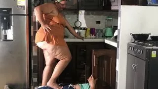 Girl Hires Plumber To Fix Broken Pipe And Pays Him With A Fuck