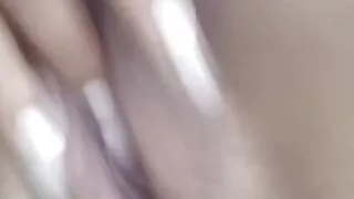 Fingering My Juicy Pussy 1