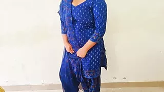 20 year old virgin sister-in-law had sex with her brother-in-law in doggy style after her sister left for job in Hindi voice.