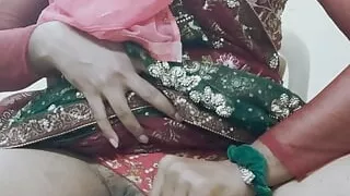 Saree cucumber insertion