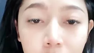 I spread my leg to show my pink pluffy pussy to the world