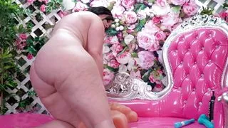 Hot and Horny BBW Virgo Peridot Is Having a Blast with Her Toys