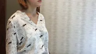 Boss Notices His Secretary Jerking Off At Work And Helps Her