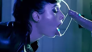 Close-up Sloppy Deepthroat Throbbing Face Fuck