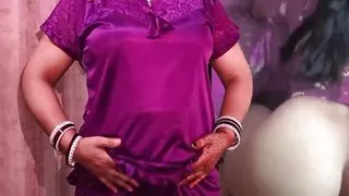 Husband went out and I got sex, then the quenched my thirst, such a thick when my pee came out.