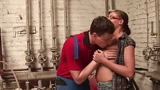 Horny milf fucking hard with her plumber