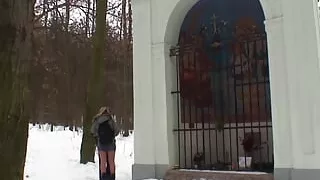 Man picks up blonde whore and fucks her in snow