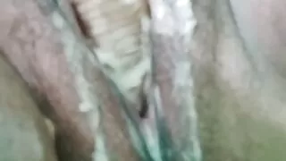 Sexy Filipina Milf Loves Making A Lot Of Cream