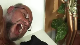 Facial cumshot for horny mature German blonde granny