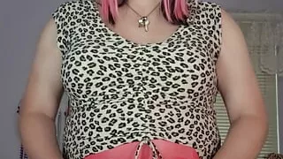 Granny Tranny Cougar on the prowl for hot young men!