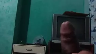 delicious cousin masturbates in his friend's room - Jovenpoder