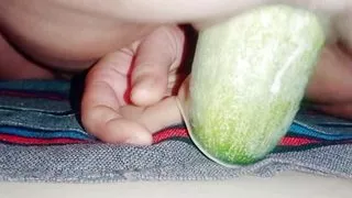 Sexy wife Big cucumber hardly fucking pussy Big fan enjoy