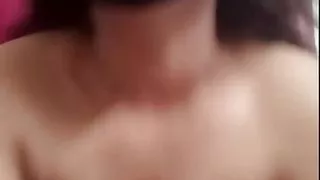 Indian hot girls boobs showing