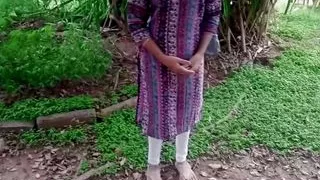 Amazing Step-sister having passionate sex with her step-brother Desi sexy Randi ki park me chudai Hindi audio