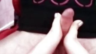 Girlfriend Gives Footjob Lovingly to Her Boyfriend!