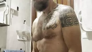 Hugot 93 20.07.24 Straw in the bathroom