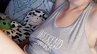 Hot Milf In A Private Chat Masturbates Til She Cums!