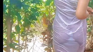 Sri Lankan hotel sexy girl outdoor bathing video. Hot and sexy girl outside bathing.. Asiyan women showering time.wife hot time