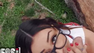 Student Martina Smeraldi Needs Help With Studying Anatomy, Especially The Anatomy Of Jordi's Cock - MOFOS