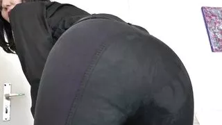 Pamper My Riding Pants Ass and Masturbate at the Same Time