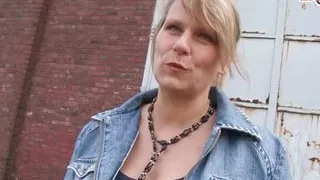 German housewife next door does sex casting