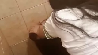 Homemade Fucking in the Bathroom with My Classmate! We Go to the Bathroom During Recess to Fuck