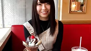 M554G02 Gonzo SEX at a love hotel with a small beauty with an innocent atmosphere that wants to work at a convenience store!