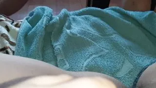 Our orgasms are getting louder and louder - Lesbian-candys