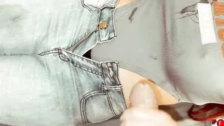 I Squeeze All The Milk Out Of A Delicious Cock????