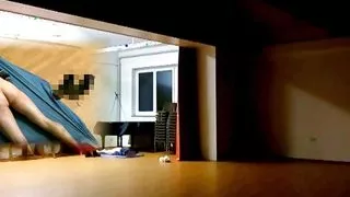 Quick Risky Hump Masturbation in Music Hall